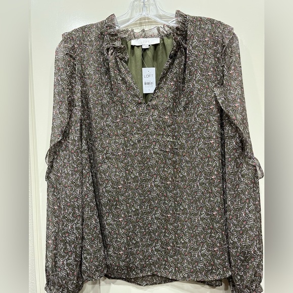 LOFT blouse size small. - Picture 1 of 3